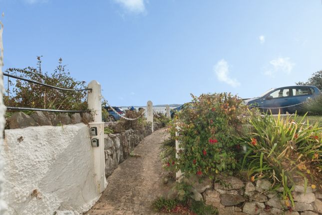 Flat 1, Beacon Court, 4, Louisa Terrace, Devon photo 4