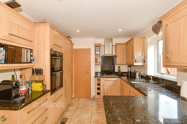 24, Spire Avenue, Whitstable photo 4