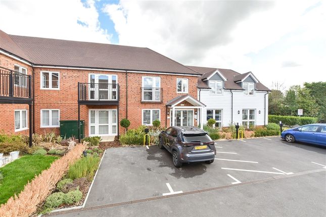 1-bed flat on Worthing Road Southwater, Horsham, £350,000