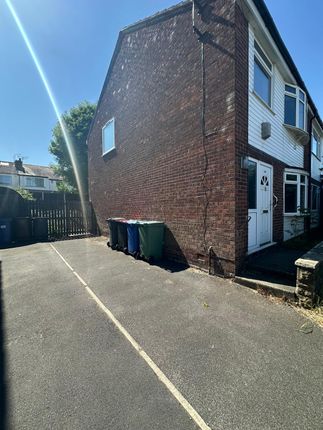 291, Parr Lane, Bury photo 3