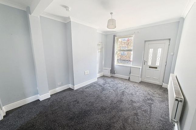 10 Grove Street, Newcastle-under-Lyme photo 3