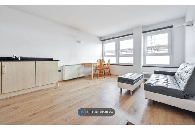 Flat, The Vista Building Calderwood Street, Woolwich, London photo 2