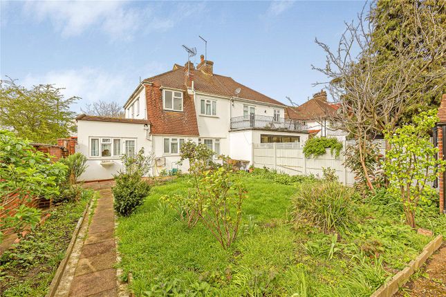 End terrace house for sale in Thornton Road, London
