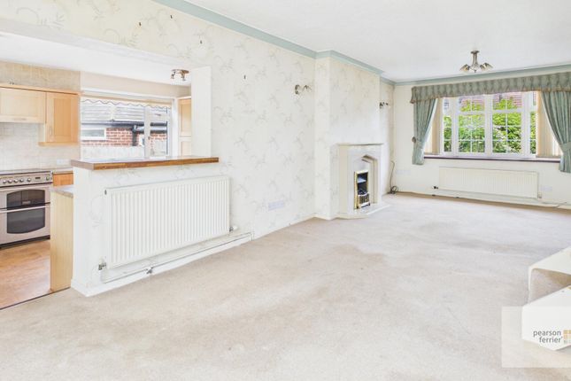 23, Brandle Avenue, Bury photo 4