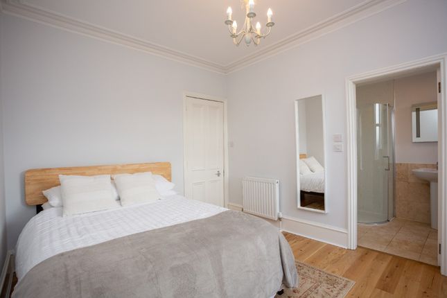 Flat to rent in St Swithin Street, Aberdeen