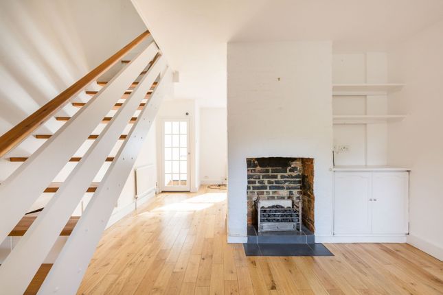 49 Holmesdale Road, Reigate photo 3