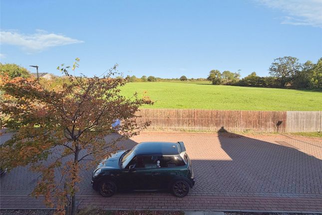 11, Stony Close, Doncaster photo 2