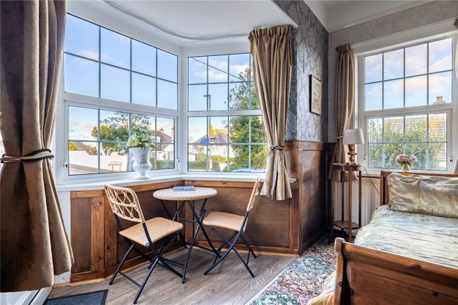 The White House, 4, Beach Road, Bideford photo 4