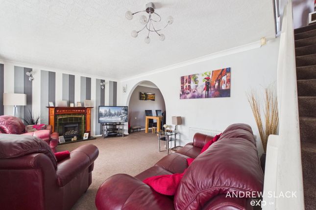 27, Nethercross Drive, Mansfield photo 3
