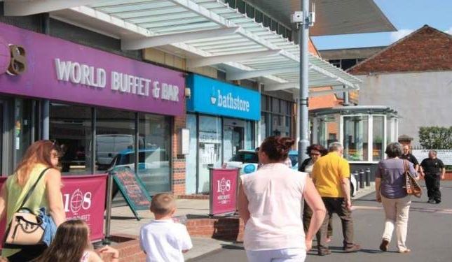 Retail premises to let in Unit 18 The Rushes Shopping Centre, The Rushes Shopping Centre, Loughborough