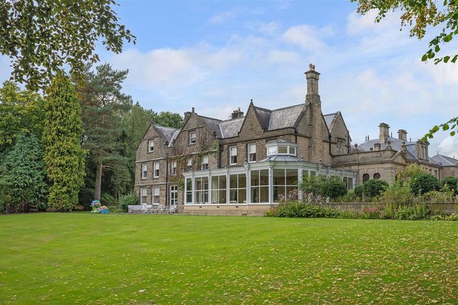 Country house for sale in Whitworth Road, Matlock, Derbyshire