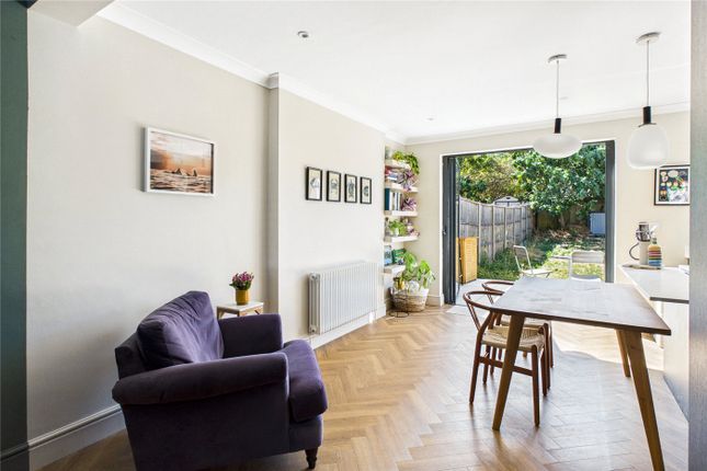 100, Pendennis Road, London photo 4