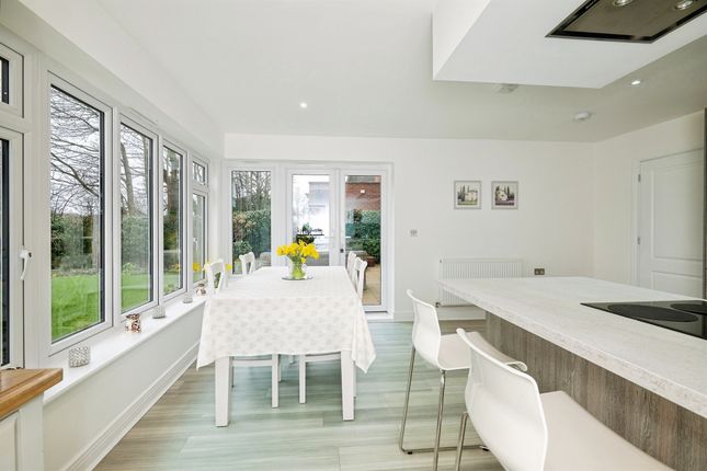 27, Avion Gardens, West Malling photo 3