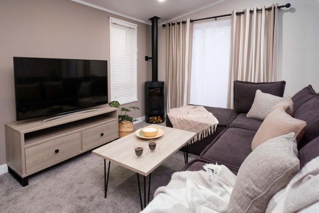 2-bed caravan on 68, Hurworth Springs Country Park, Darlington, £189,950