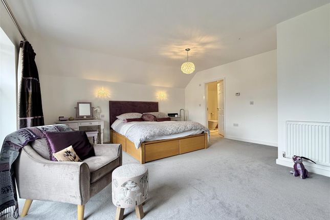31, Heritage Way, Brixham photo 3