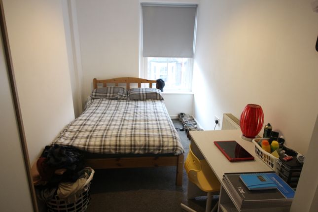 56, Mackintosh Place, Cardiff photo 4