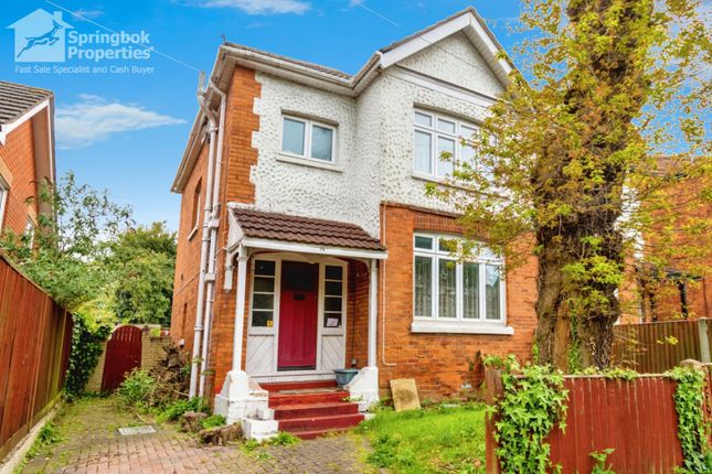 Thumbnail Semi-detached house for sale in Dale Road, Southampton, Hampshire