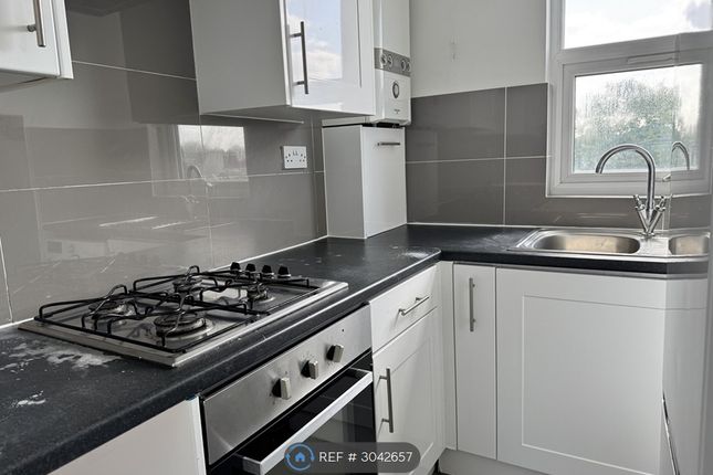 Birchanger Road, London photo 4