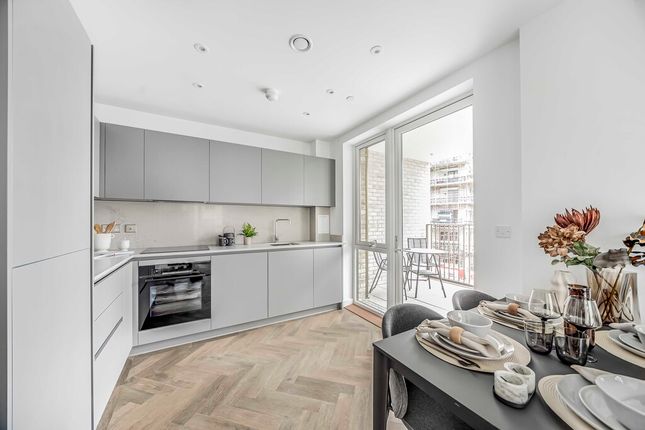Flat for sale in "1 Bed Apartment" at Carlton Vale, London
