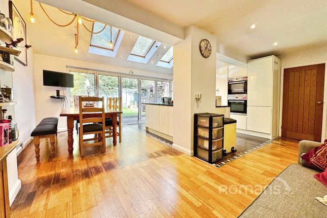 7, Peggotty Place, Sandhurst photo 3