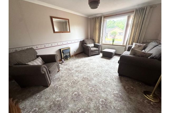 6, Yarrow Gardens, Dumfries photo 3