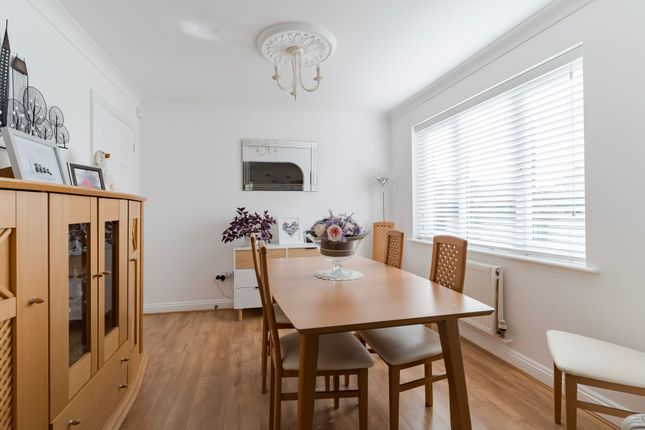 2 Olde Thatche Close, Great Yarmouth photo 4