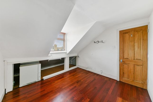 Flat for sale in Ospringe Road, Kentish Town, London