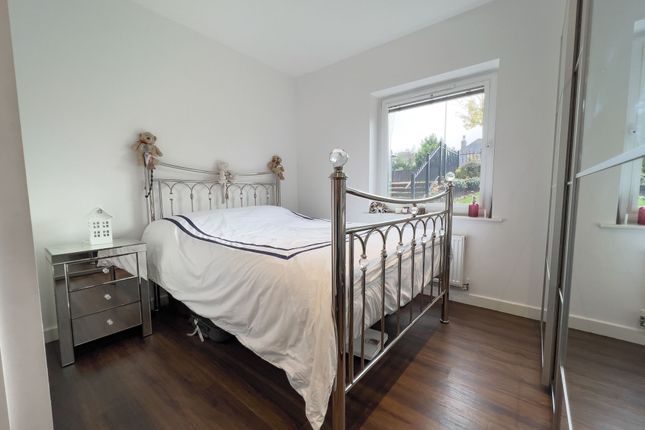Flat 15, Kiln House, East Grinstead photo 3