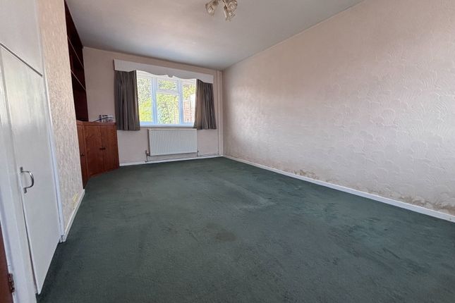 102, Salisbury Drive, Swadlincote photo 2