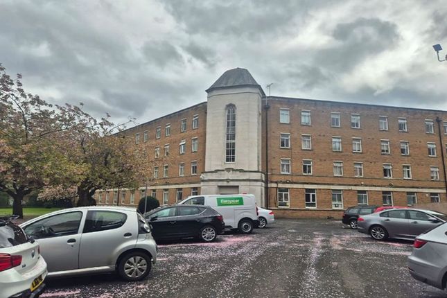 1-bed flat on 125, Montgomery House, Demesne Road, Manchester, £16,000