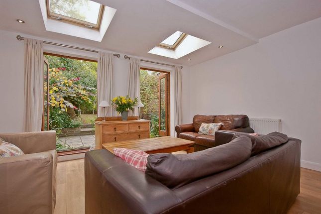 50, Cottage Grove, London photo 2