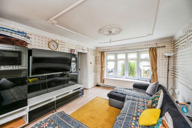 92, Inskip, Lancashire photo 2