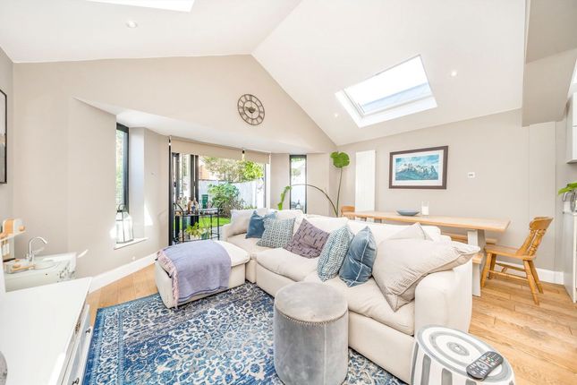Flat Ground Floor, 64, Mexfield Road, London photo 4