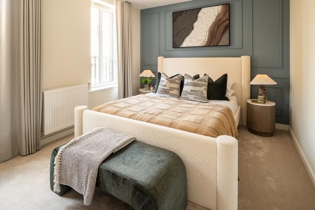 S43, Trinity Park, 11, Propect Vale, London photo 3