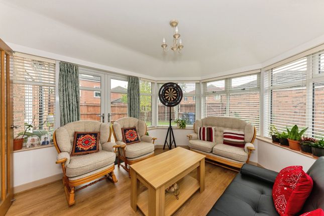 3, Fallow Lane, Grimsby photo 4