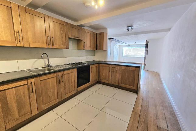3A, Church Street, Wotton-Under-Edge photo 4