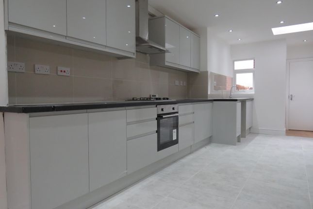 Rose Cottages Hubert Road Selly Oak Birmingham B29 4 Bedroom