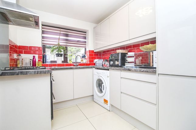 48, Chantry Road, Bedford photo 4