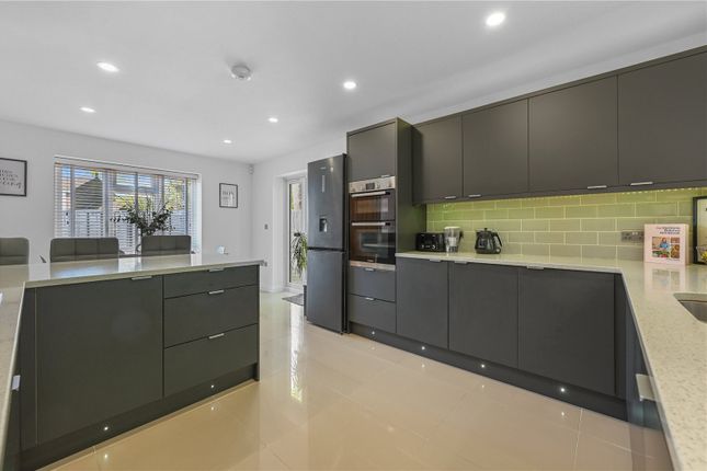 24, Alderbury Road, Stansted Mountfitchet photo 3