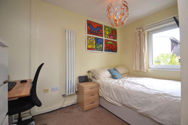 Studio for sale in Havergate Way, Reading