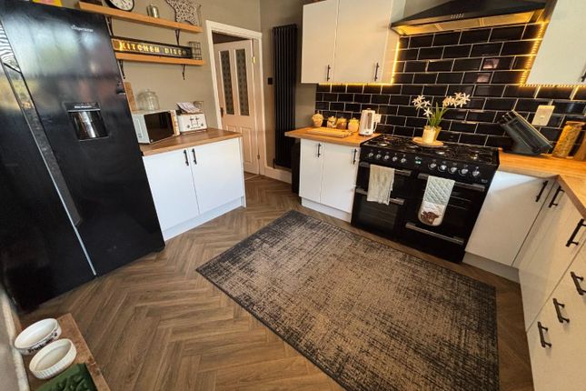 6, Lea Road West, Gainsborough photo 3