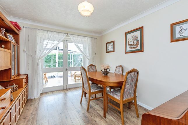 48, Chattenden Lane, Rochester photo 4
