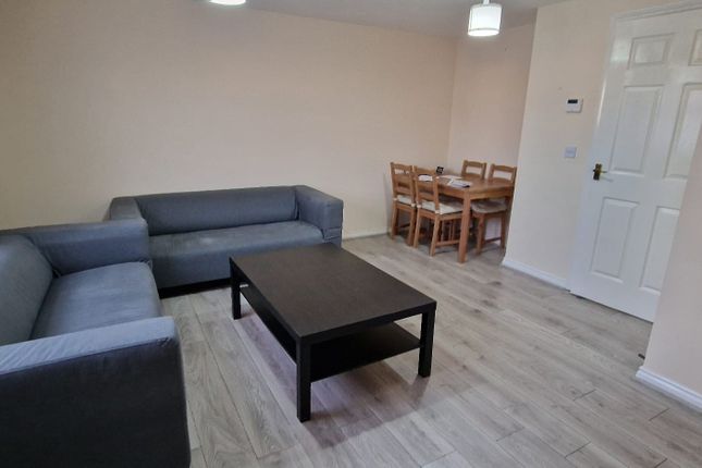 Thumbnail Flat to rent in Symphony Close, Edgware