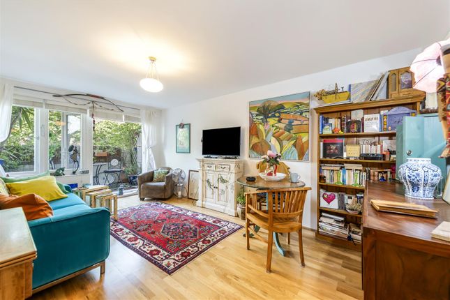 95, Cressfield Close, London photo 4