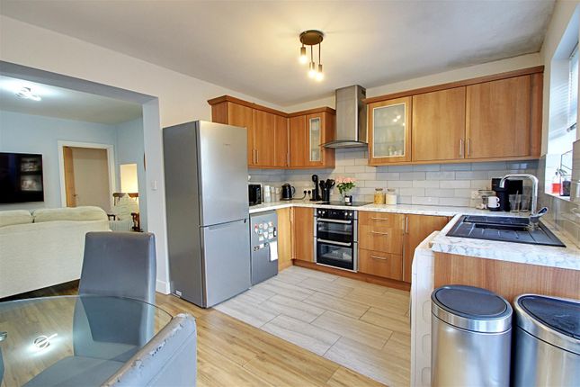 6, Havelock Road, Kings Langley photo 2