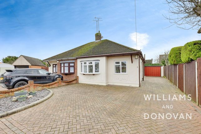 2-bed bungalow on 6, Dubarry Close, Benfleet, £385,000