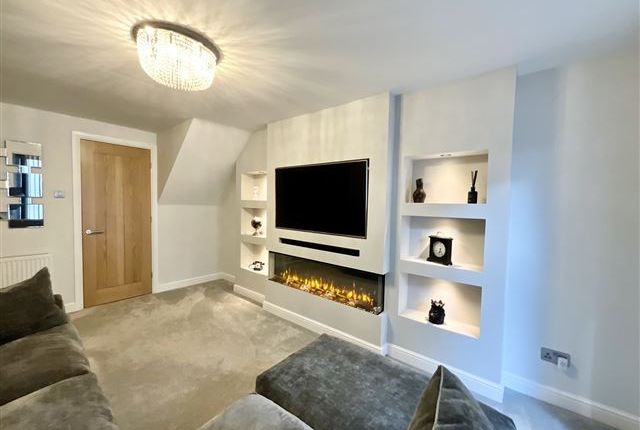 11, Duckham Drive Aston, Sheffield photo 3
