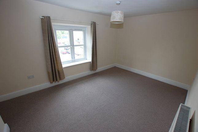 1A,, Fletcher Street, Greater Manchester photo 4