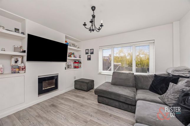 3, Ingham Drive, Brighton photo 3