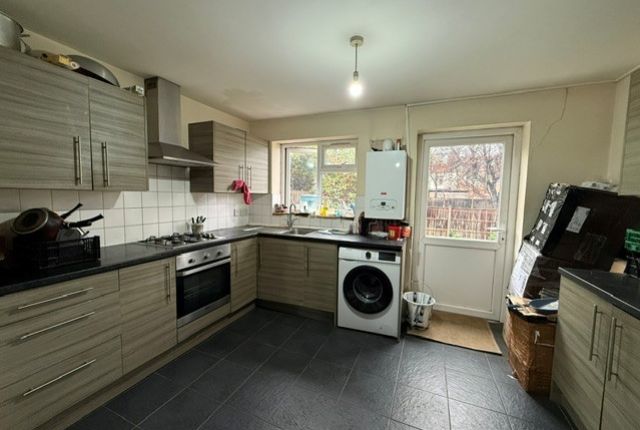 Manor Road (GF), Harrow photo 2